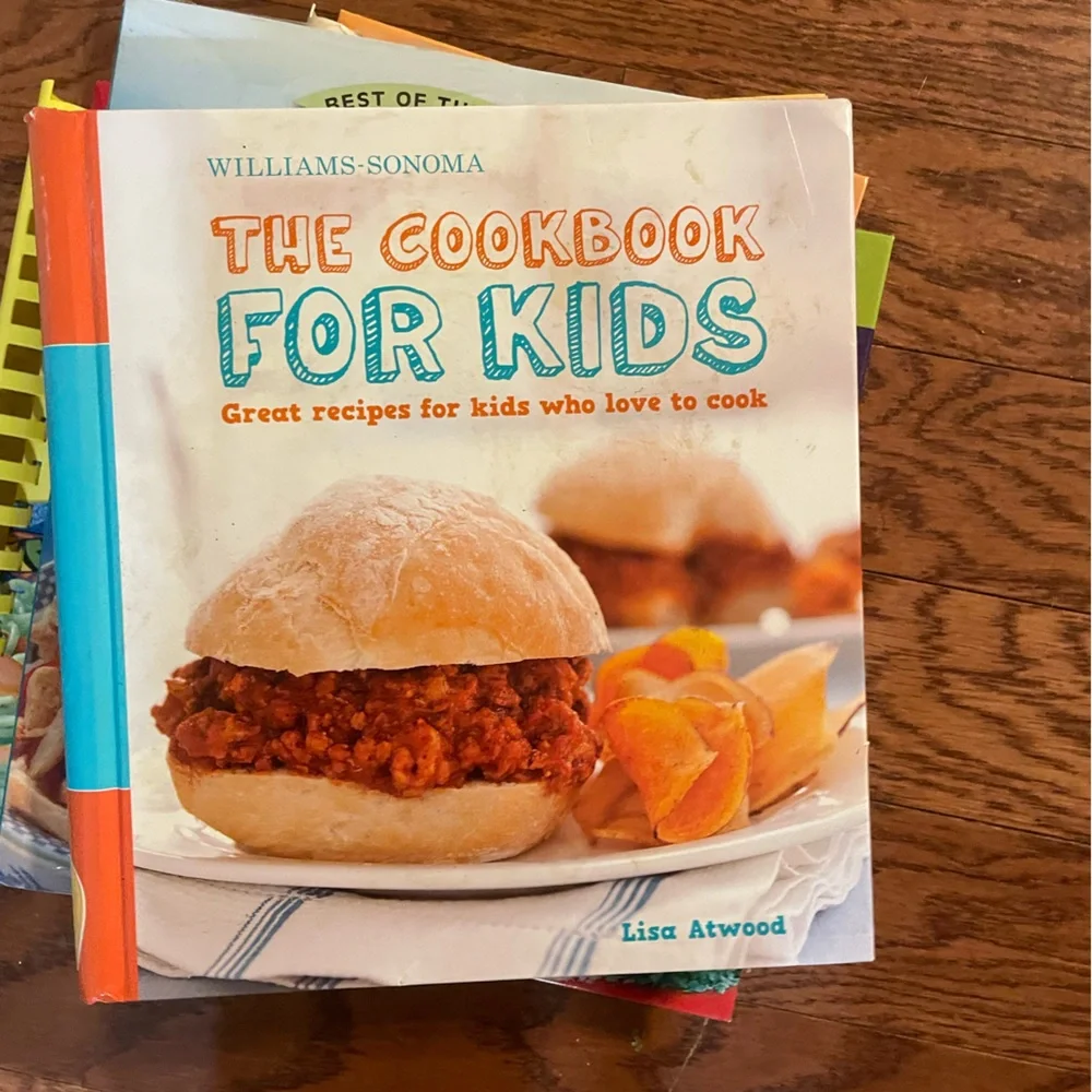 Williams Sonoma The Cookbook for Kids